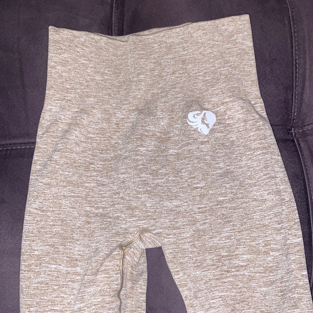 Women’s Best tan leggings